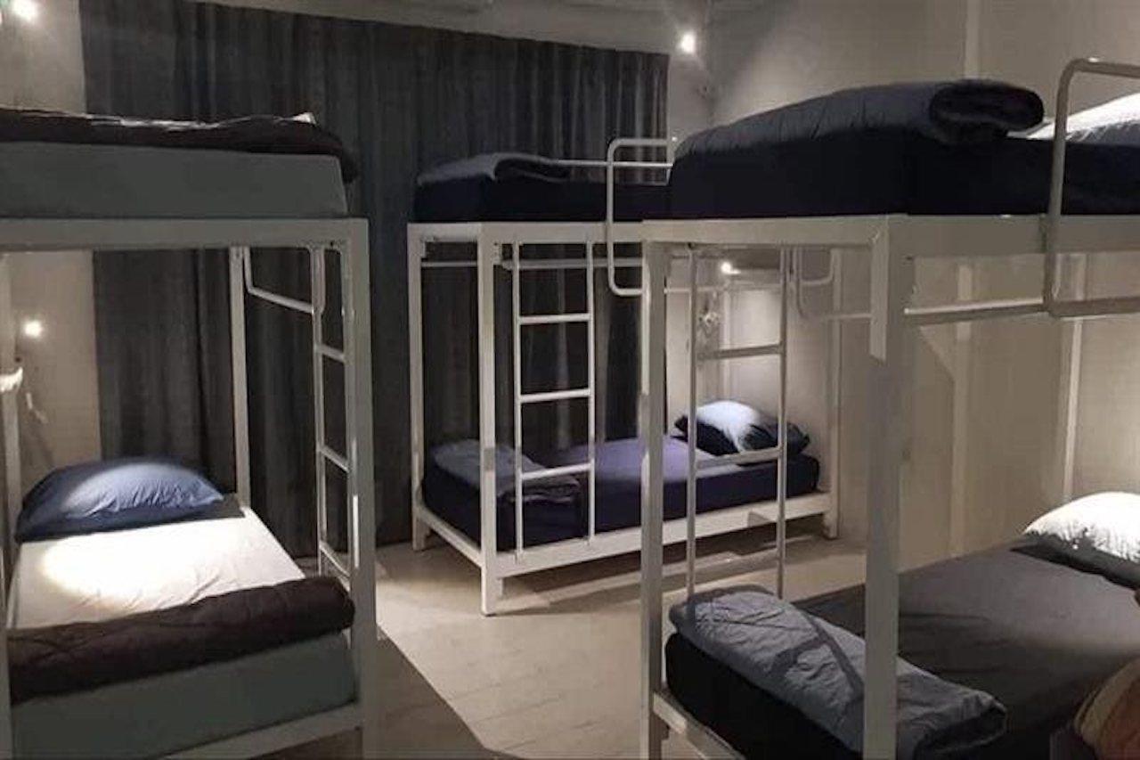 Films House Hostel Банг Саен Экстерьер фото