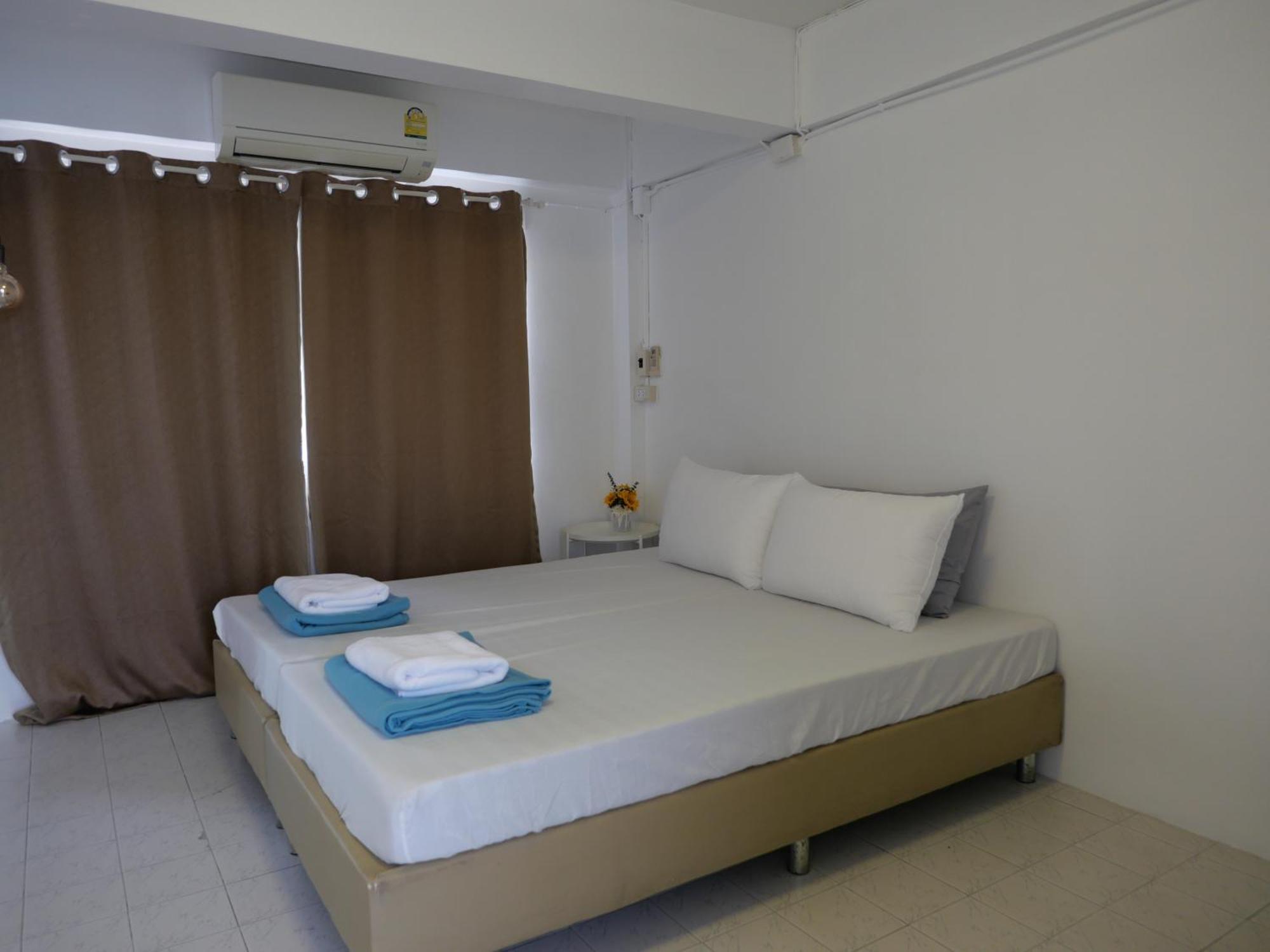 Films House Hostel Банг Саен Экстерьер фото