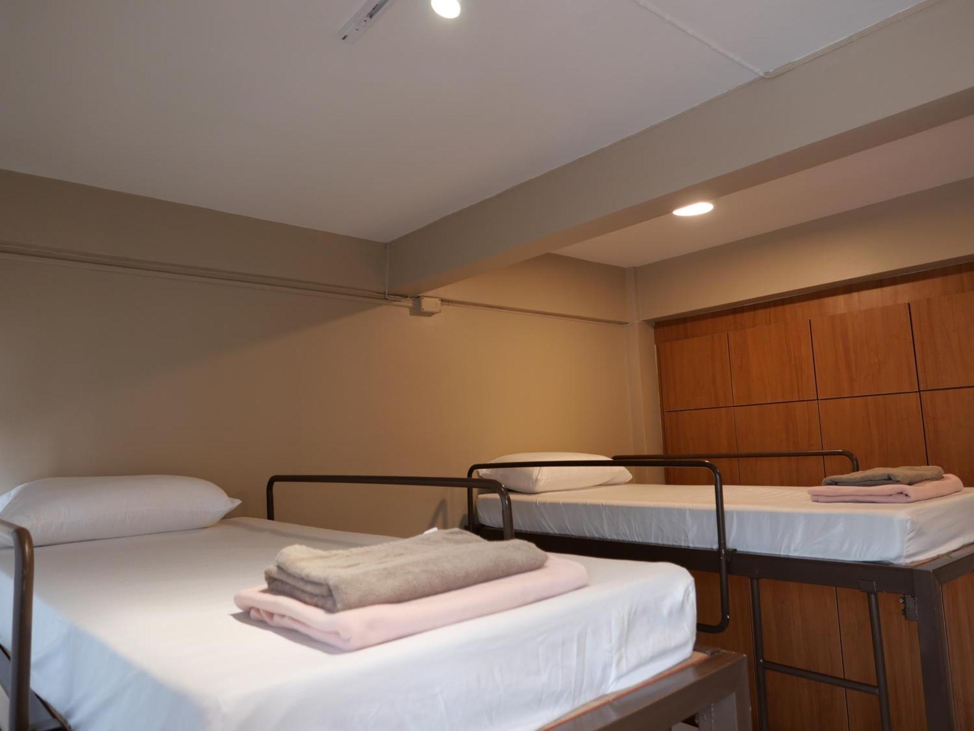 Films House Hostel Банг Саен Экстерьер фото