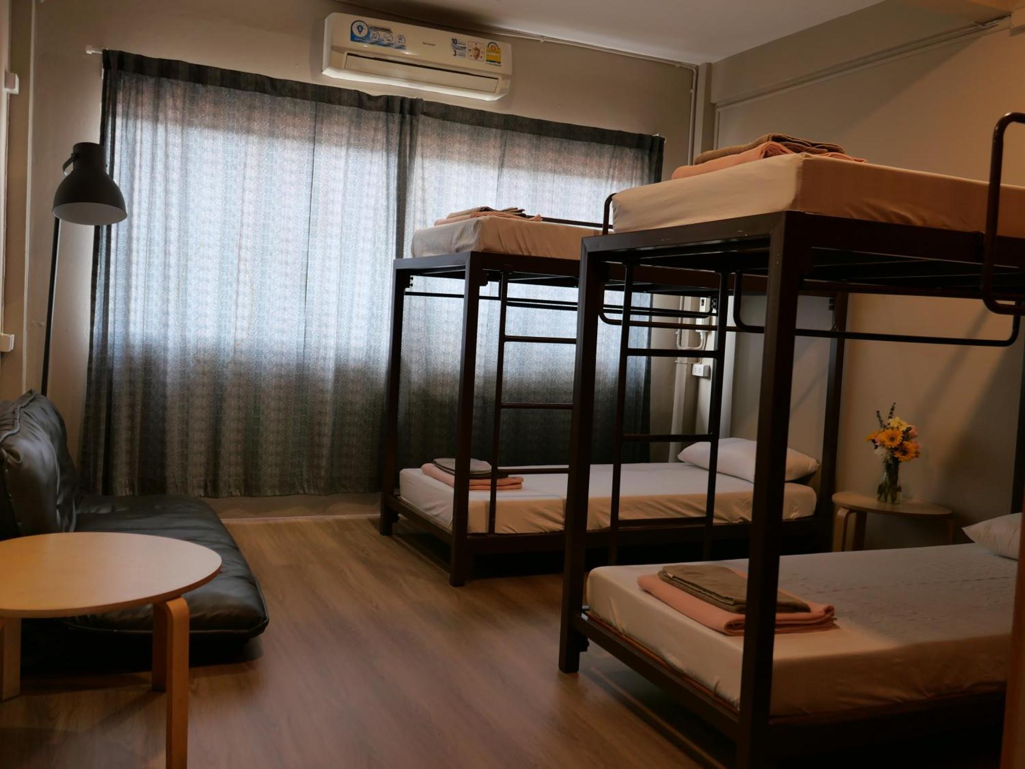 Films House Hostel Банг Саен Экстерьер фото