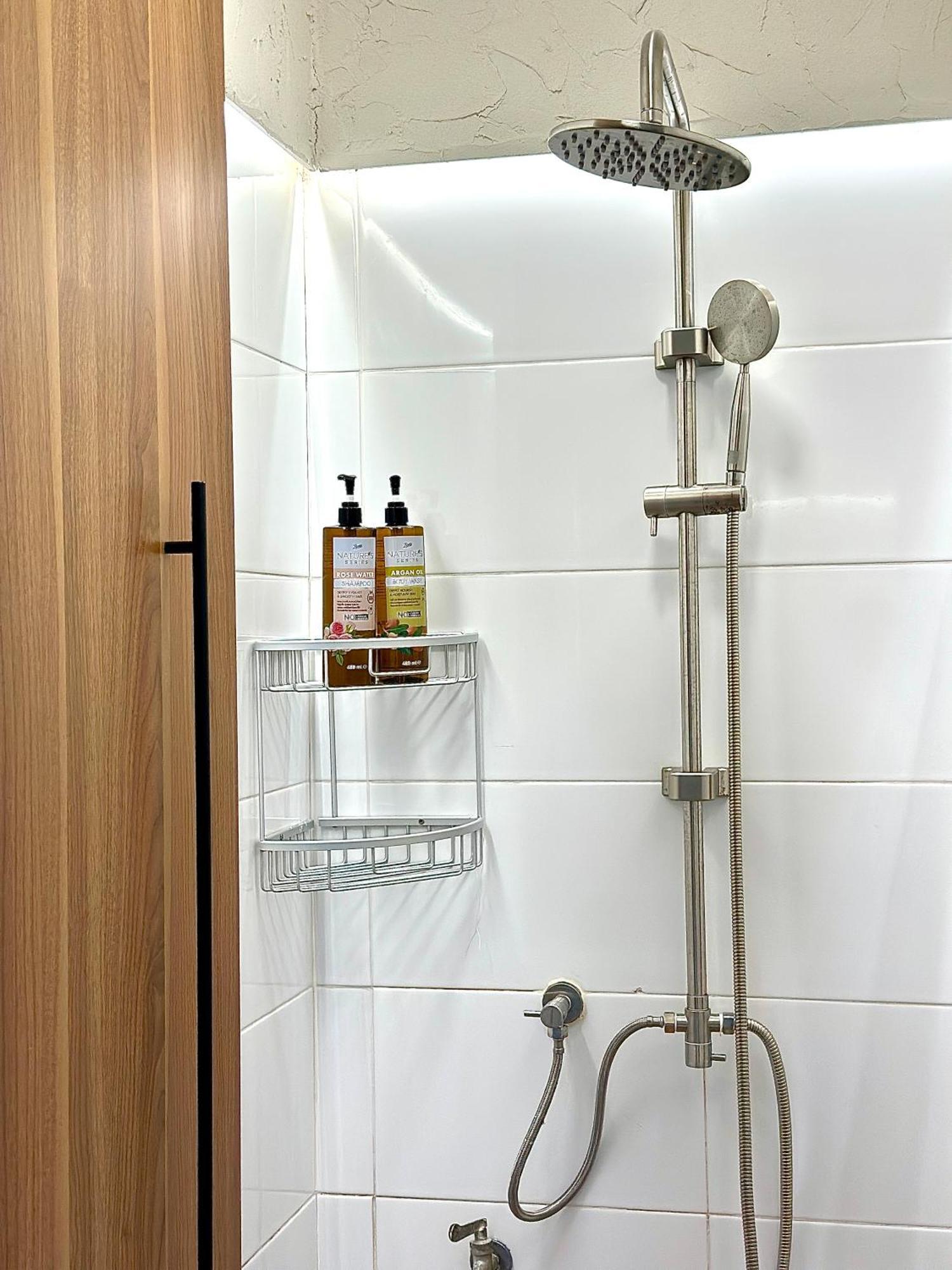 Films House Hostel Банг Саен Экстерьер фото